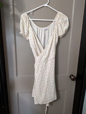 Hollister Short-Sleeve Wrap Mini Dress, White & Yellow Floral